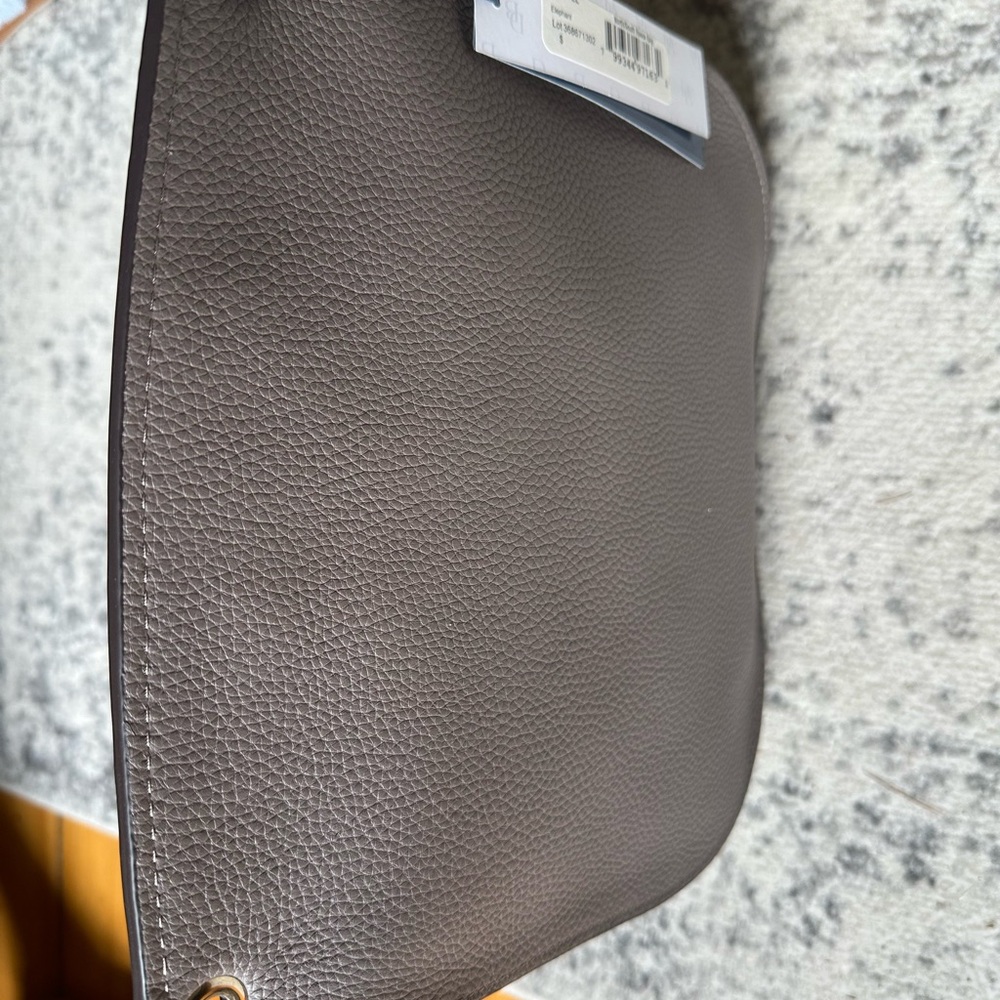 Dooney and Burke Elegant gray Leather Shoulder Bag - Picture 2 of 8